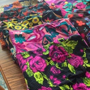 Brand New LuLa Roe Tall & Curvy Leggings (5 Pair)